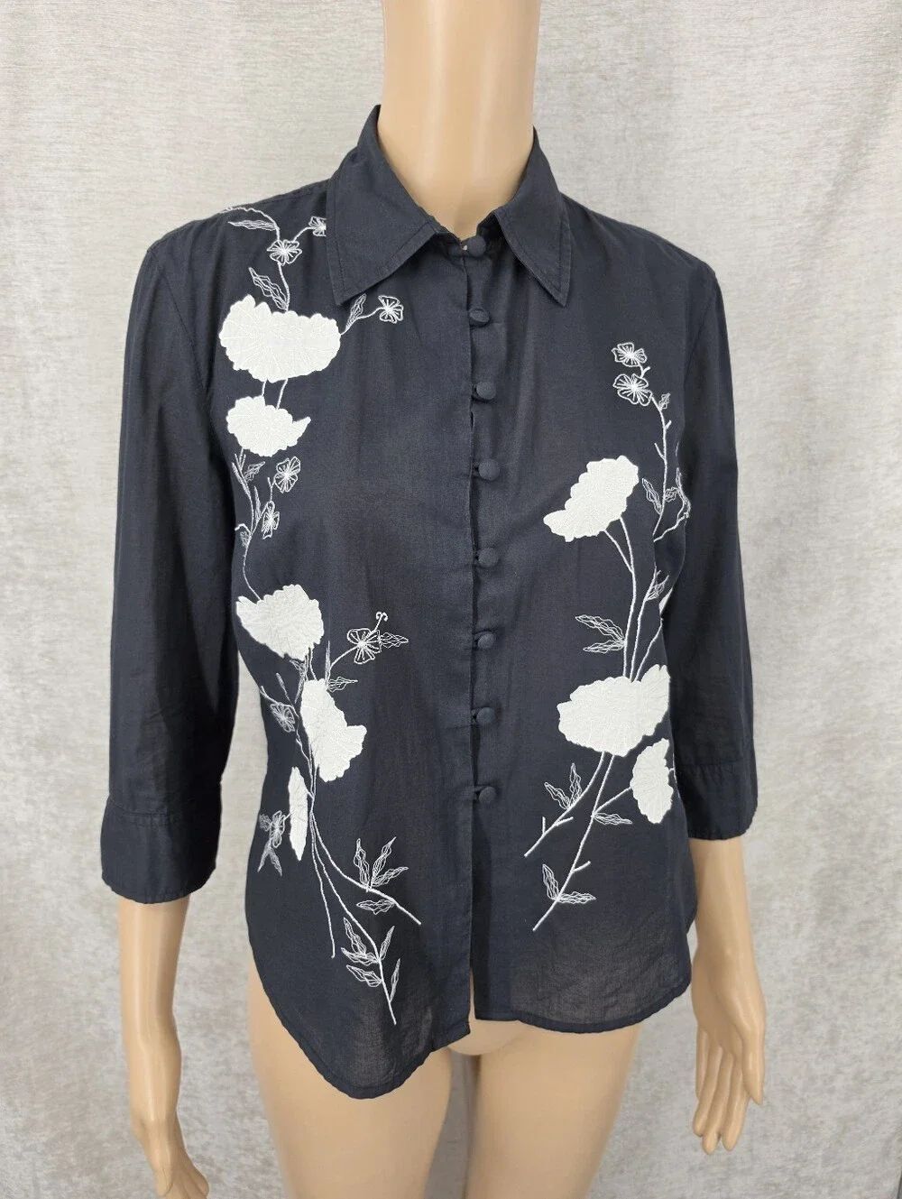 French Connection Semi Sheer Cotton Black Floral Button-Front Women’s Top